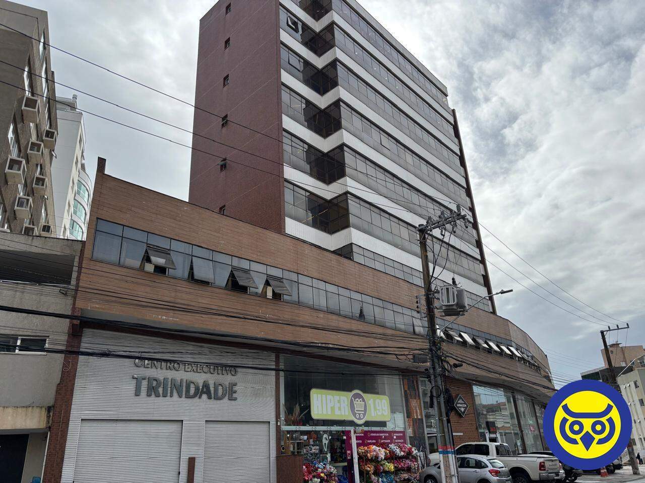 Sala para aluguel no Trindade: