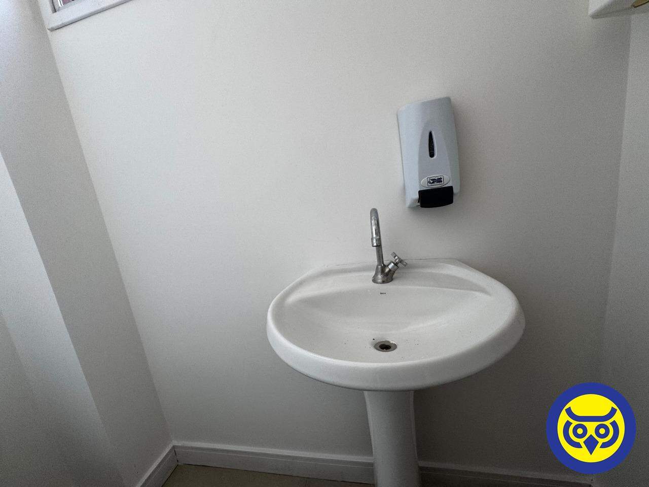 Sala para aluguel no Trindade: 