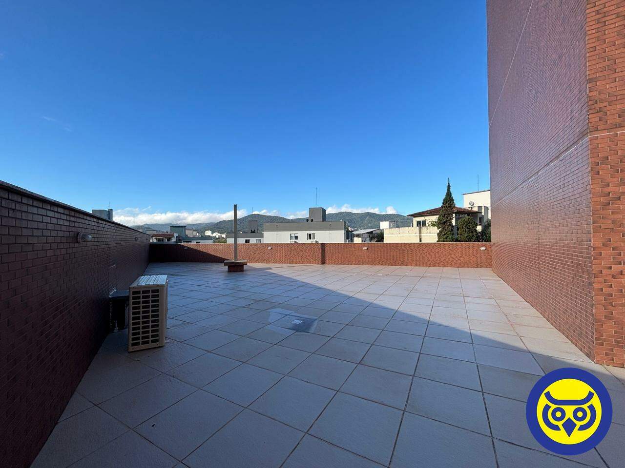 Sala para aluguel no Trindade: 