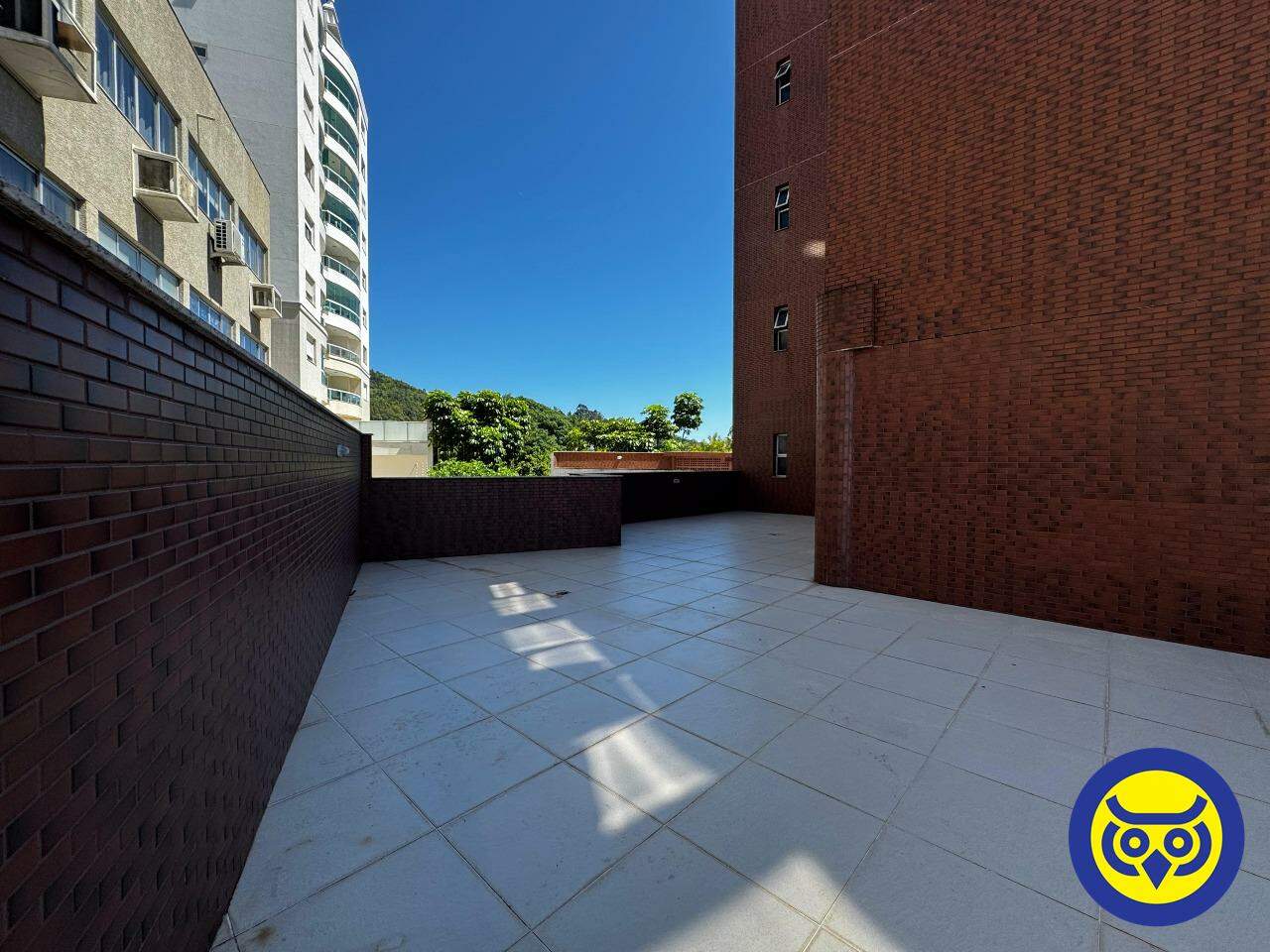 Sala para aluguel no Trindade: 