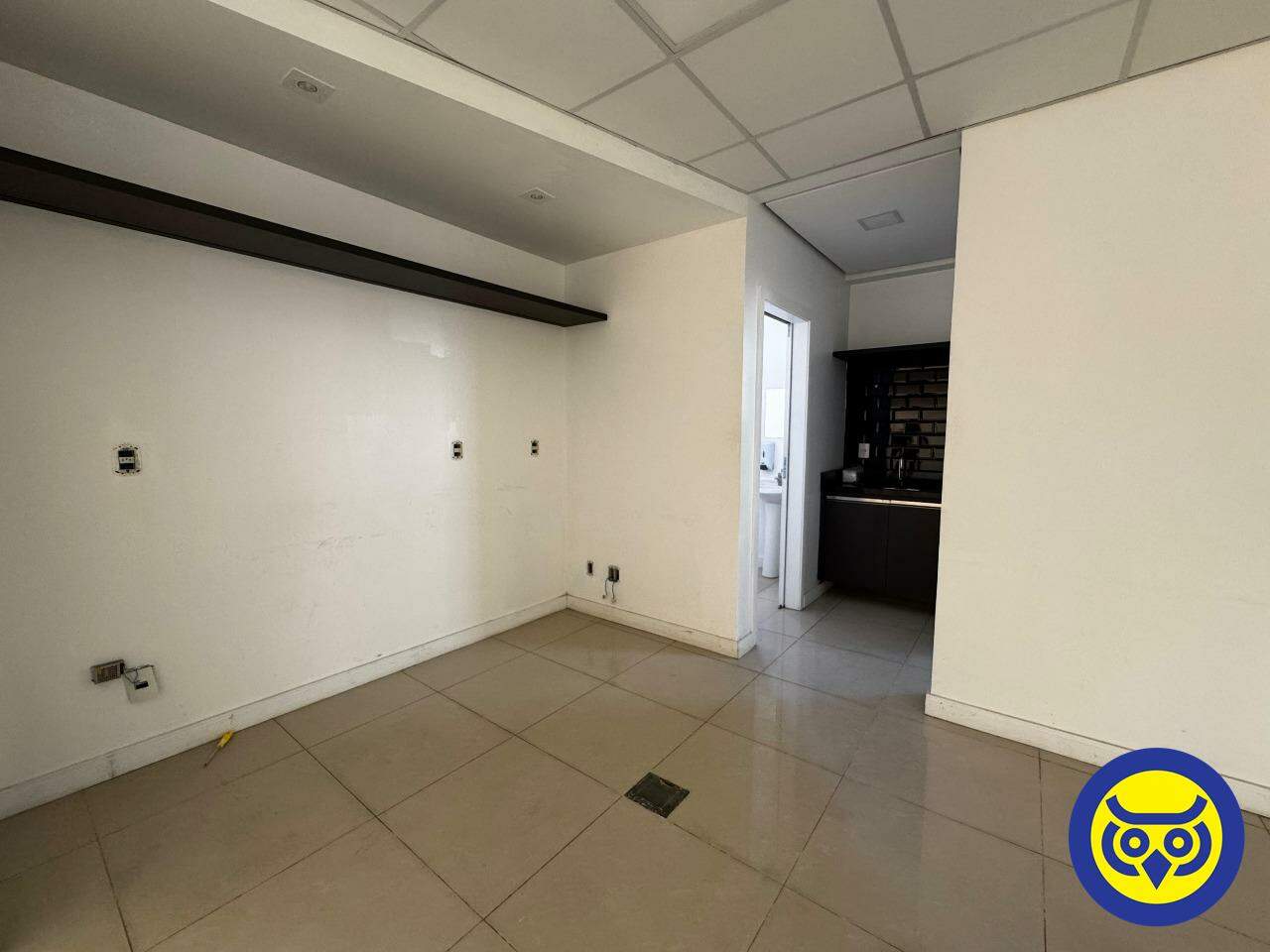Sala para aluguel no Trindade: 