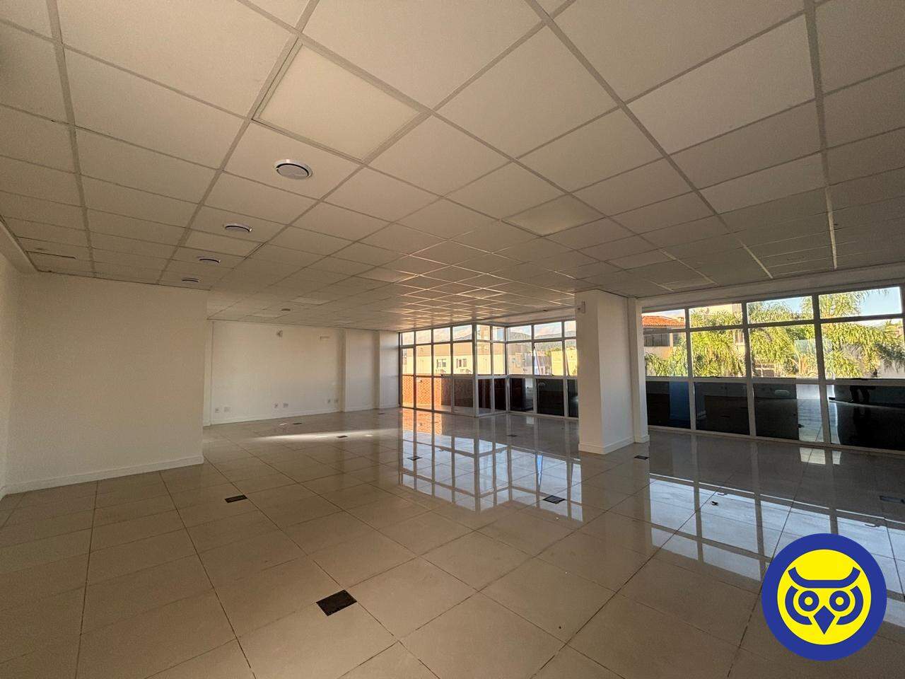 Sala para aluguel no Trindade: 