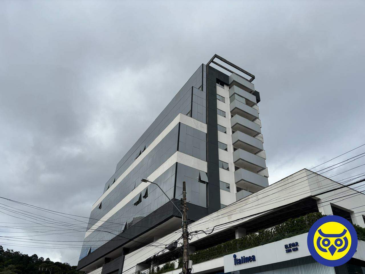 Sala para aluguel no Saco Dos Limões: 