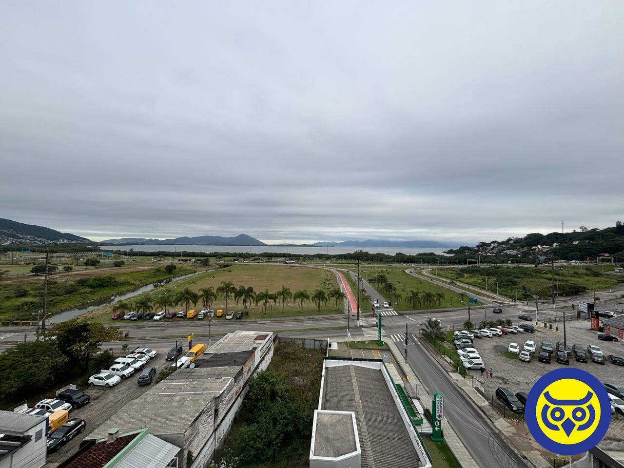 Sala para aluguel no Saco Dos Limões: 