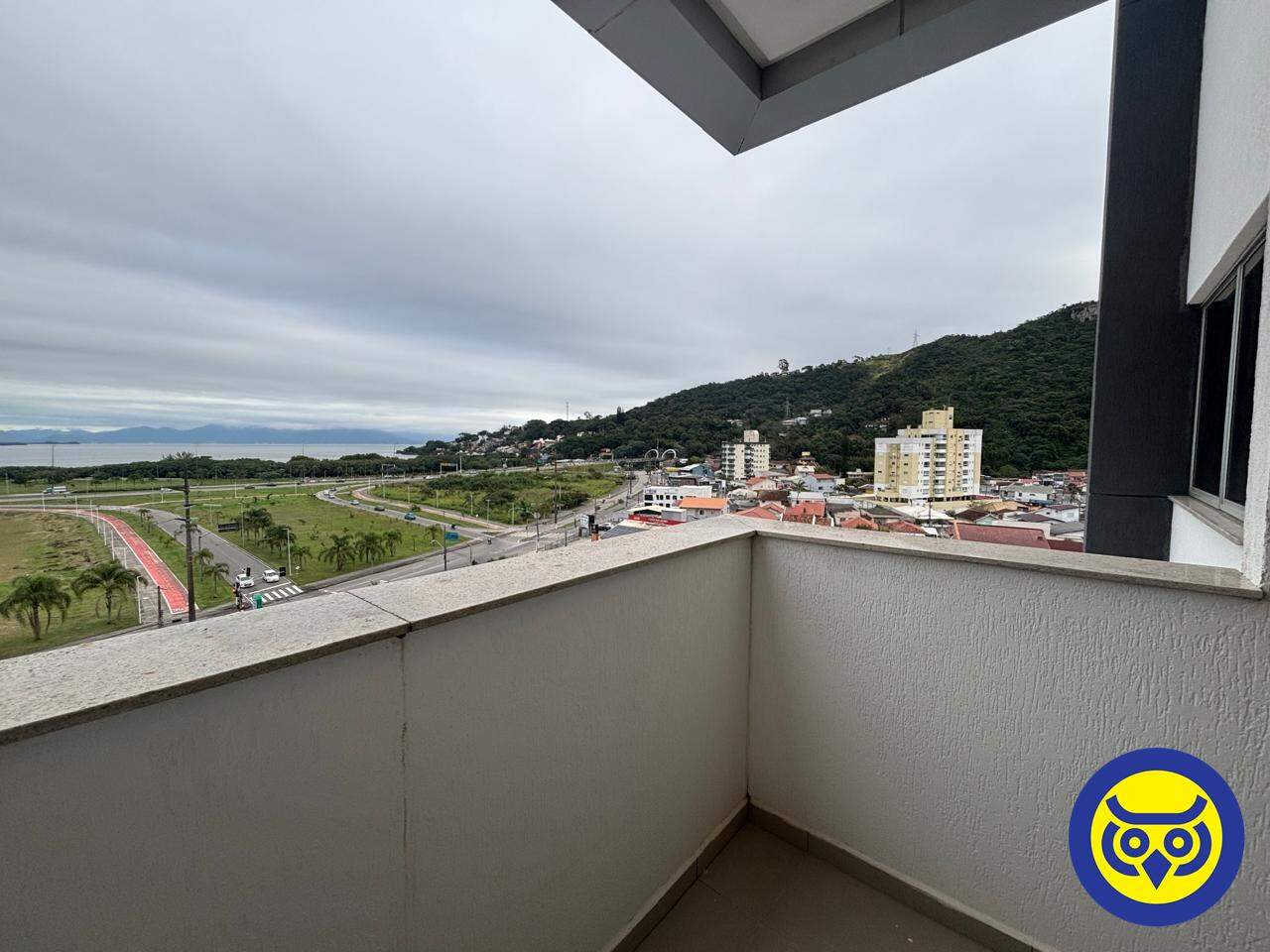Sala para aluguel no Saco Dos Limões: 
