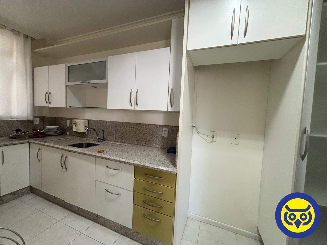 Apartamento para aluguel no Canto: 