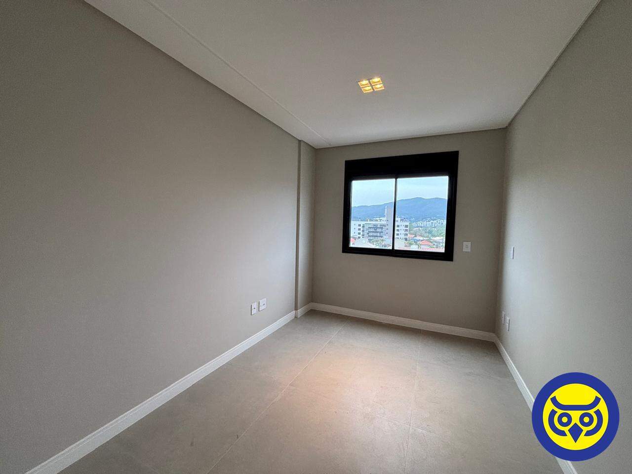 Apartamento para aluguel no Trindade: 