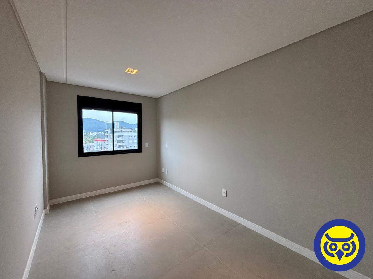 Apartamento para aluguel no Trindade: 