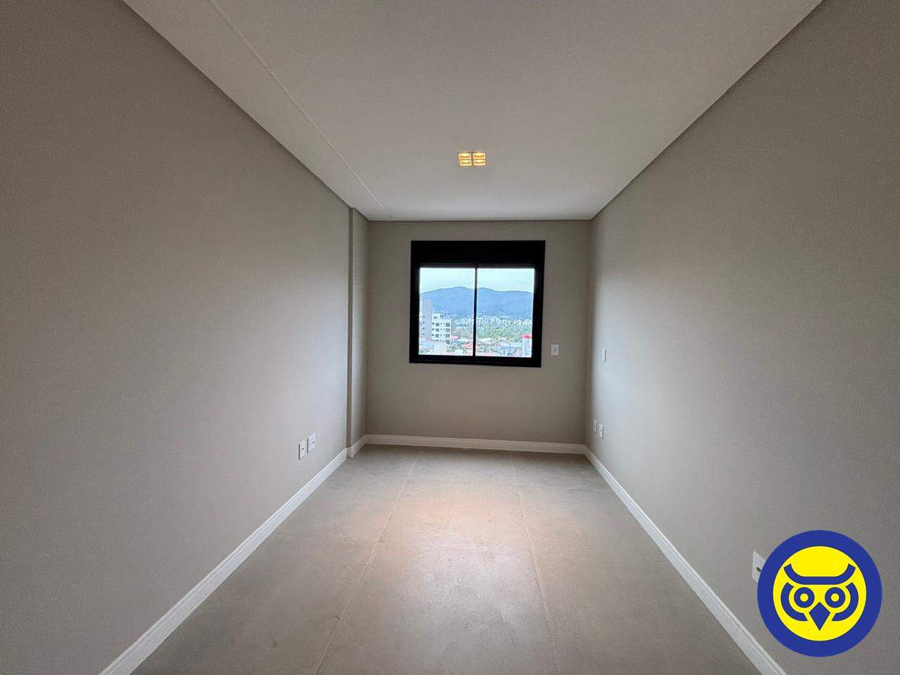 Apartamento para aluguel no Trindade: 
