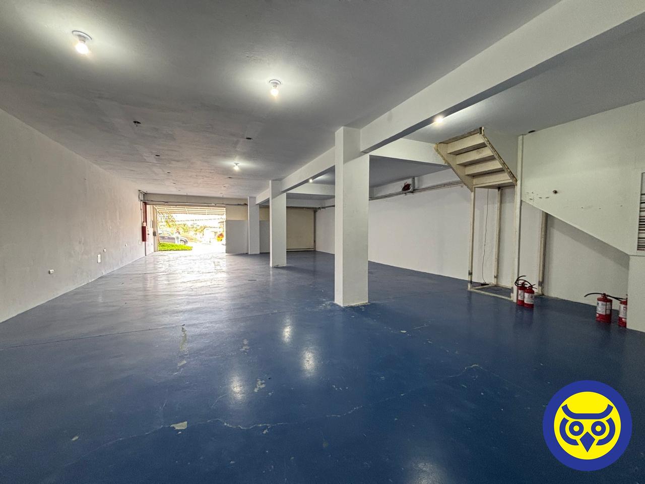 Loja para aluguel no Saco Grande: 