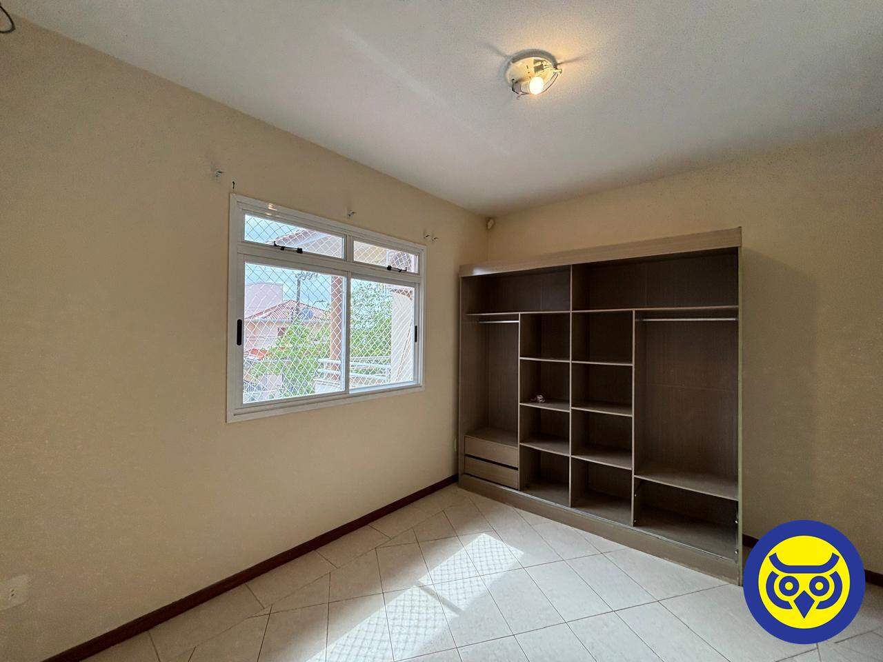 Casa para aluguel no Córrego Grande: 