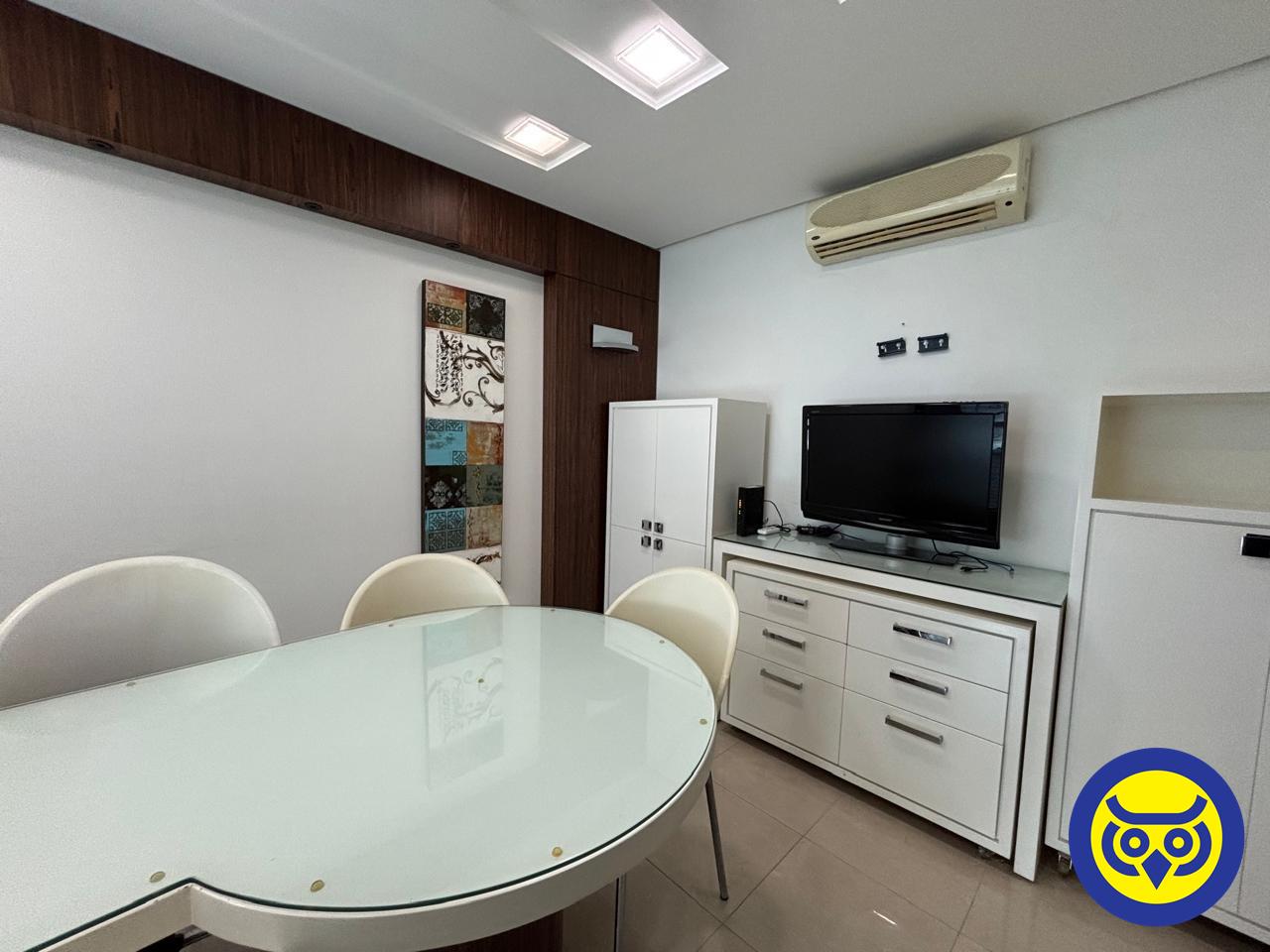 Salas/Conjuntos para aluguel no Centro: 