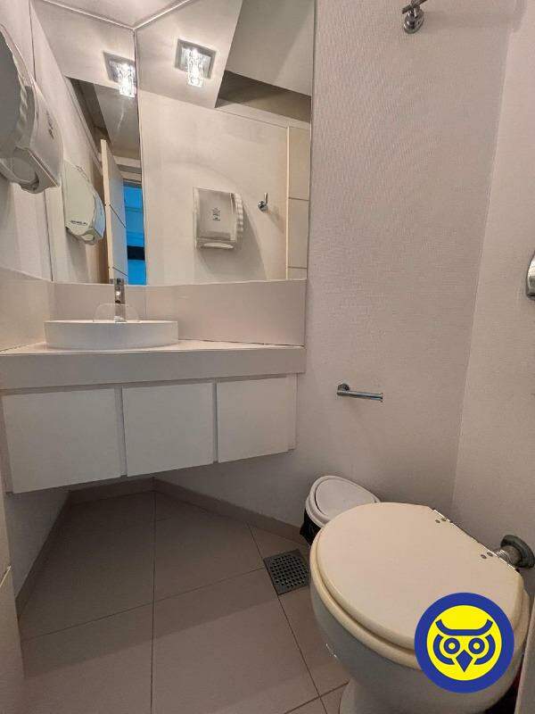 Salas/Conjuntos para aluguel no Centro: 