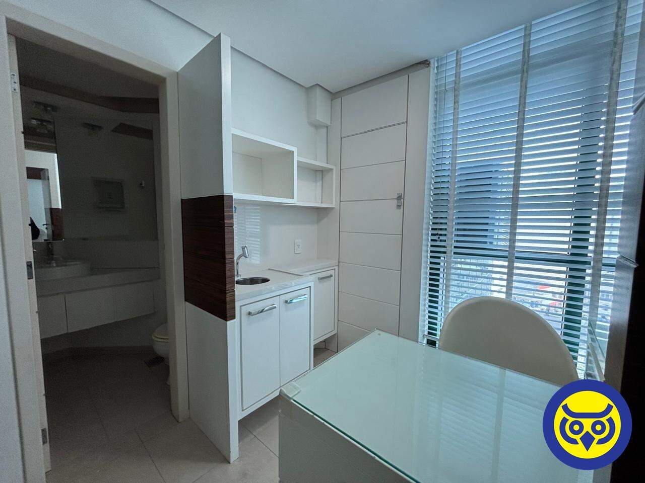 Salas/Conjuntos para aluguel no Centro: 