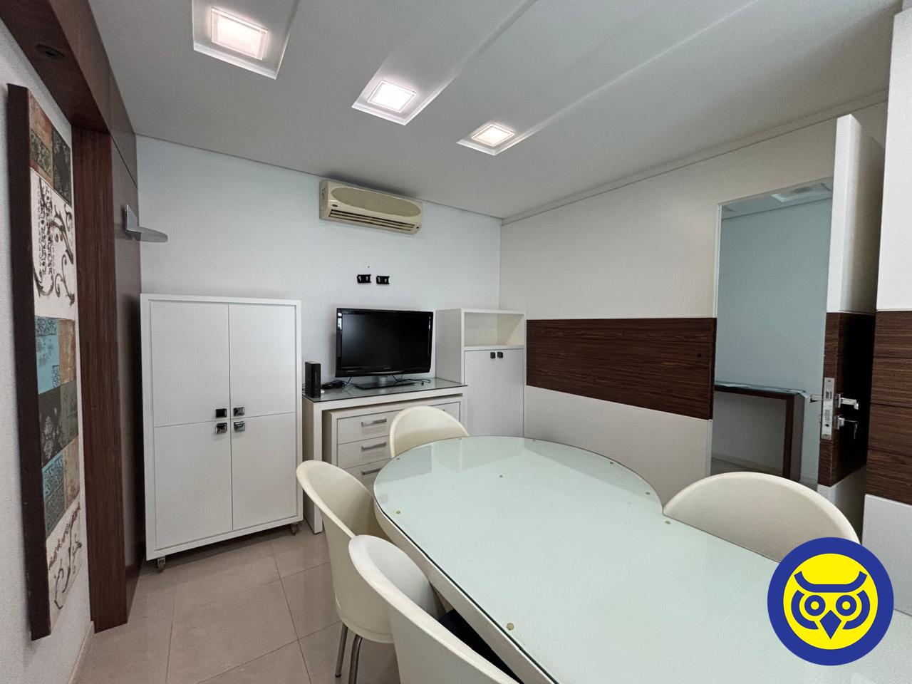 Salas/Conjuntos para aluguel no Centro: 