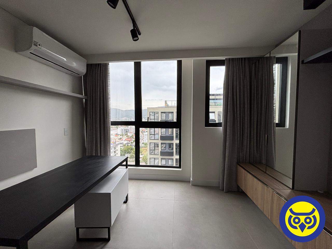Apartamento para aluguel no Trindade: 