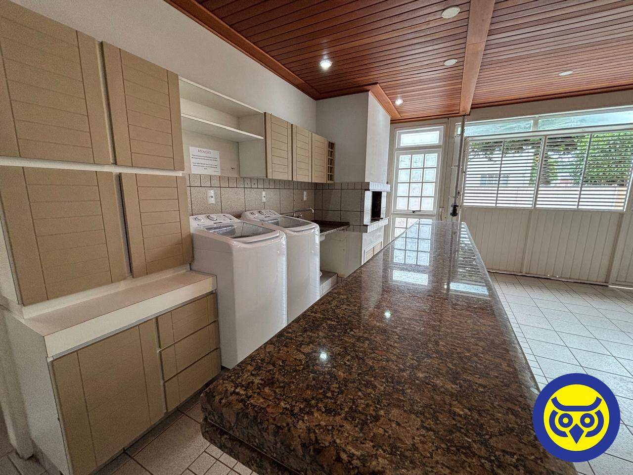 Kitnet para aluguel no Trindade: 