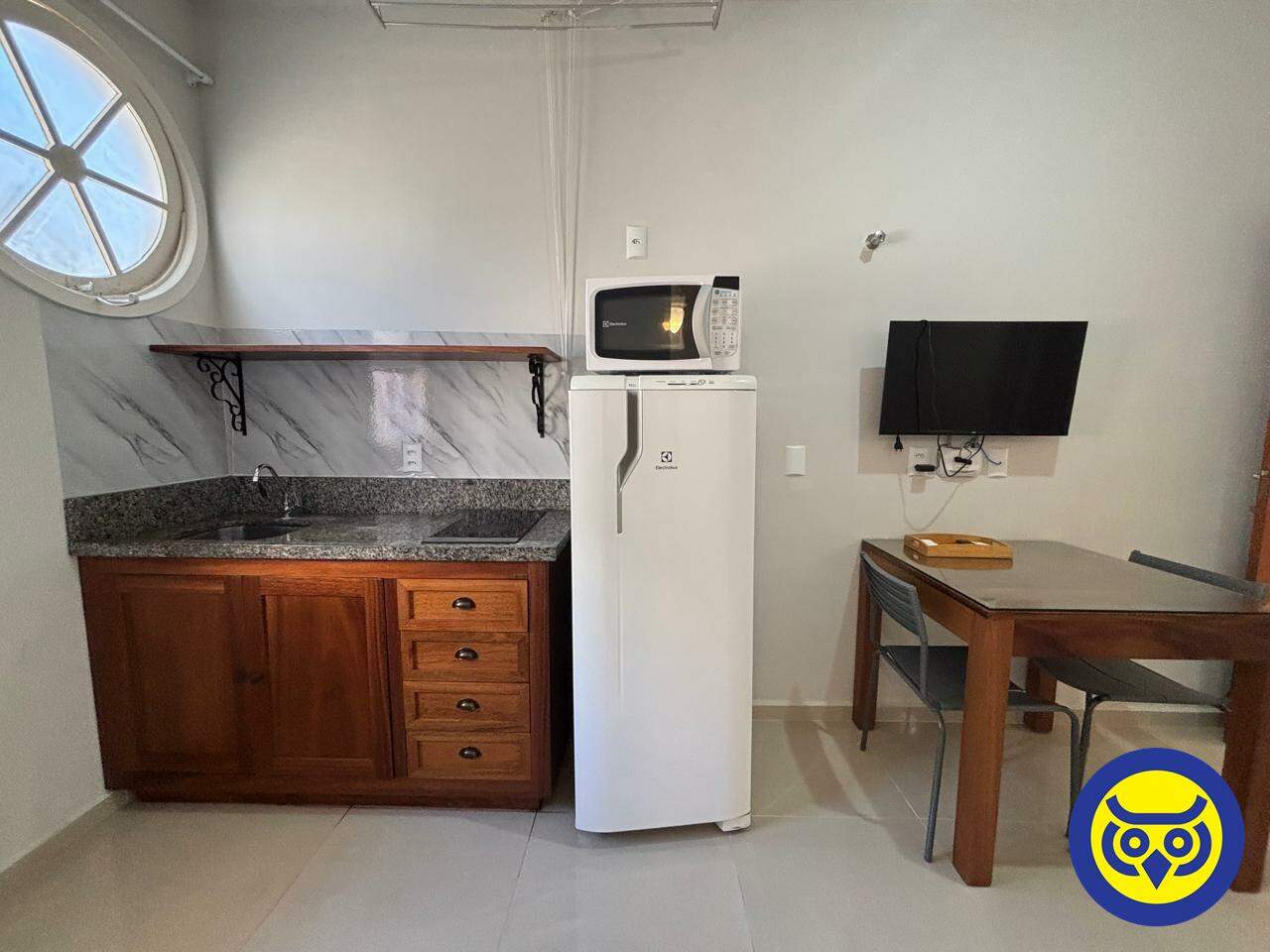 Kitnet para aluguel no Trindade: 