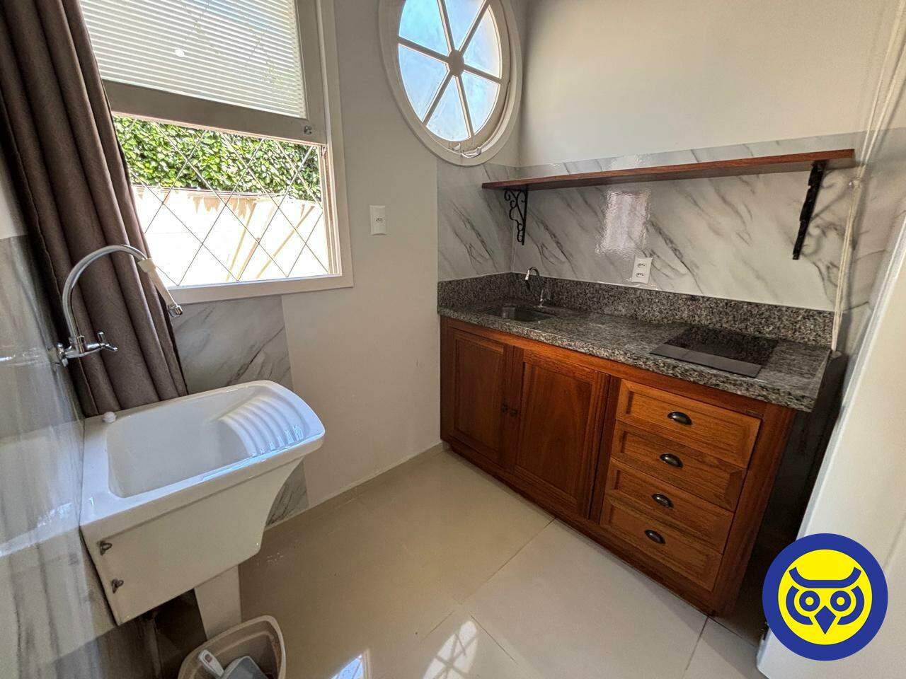 Kitnet para aluguel no Trindade: 