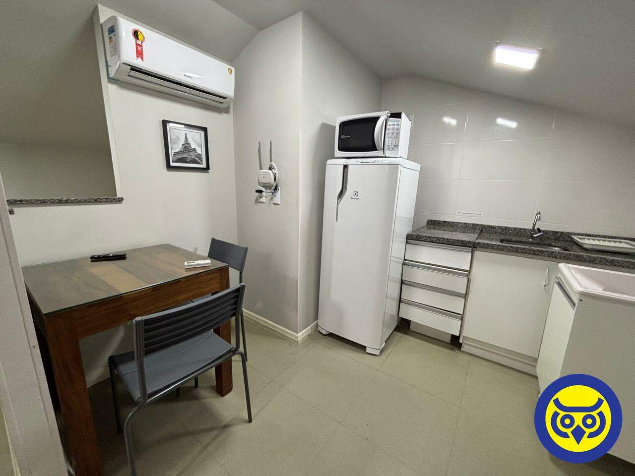 Kitnet para aluguel no Trindade: 