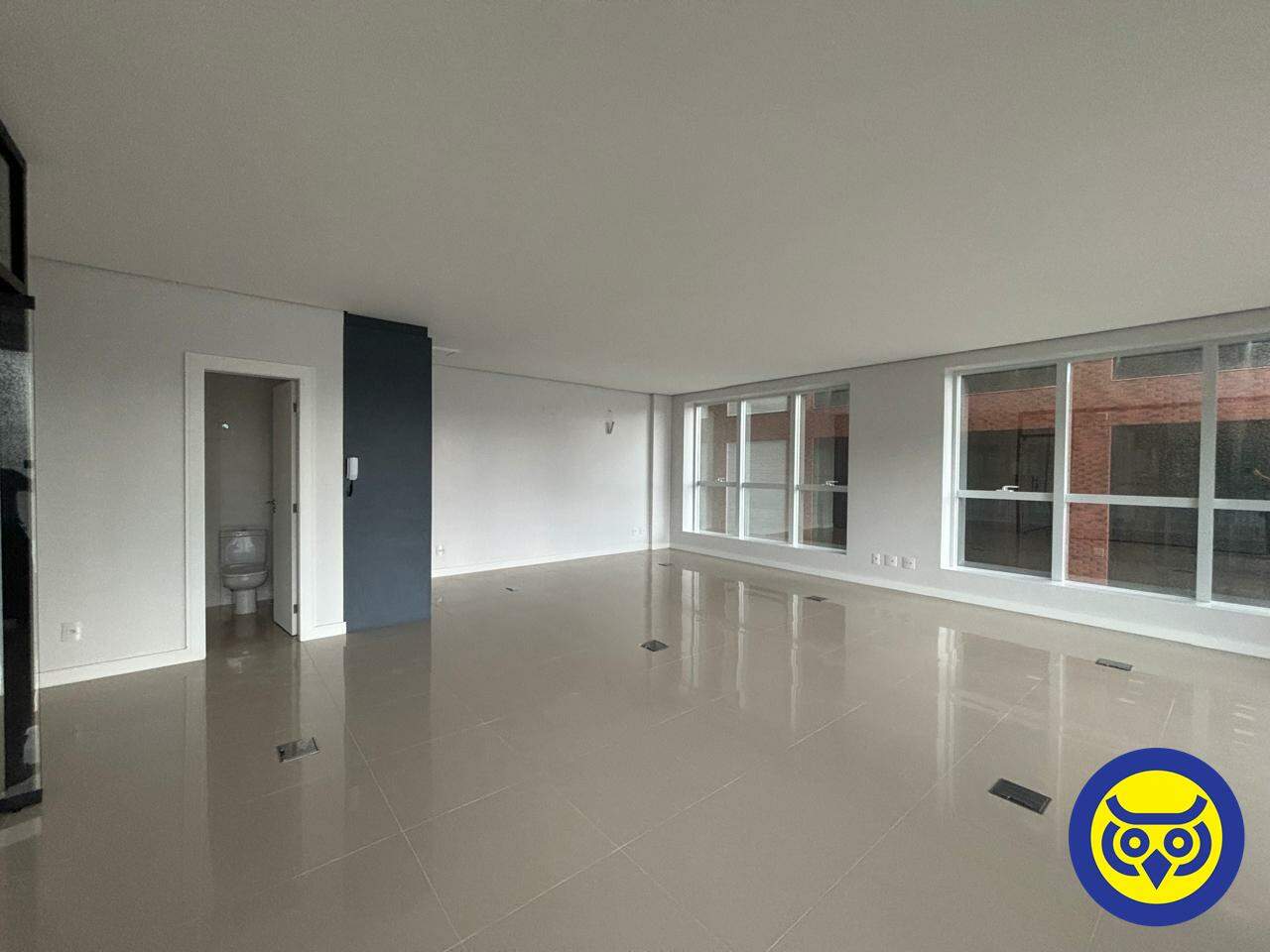 Salas/Conjuntos para aluguel no Trindade: 