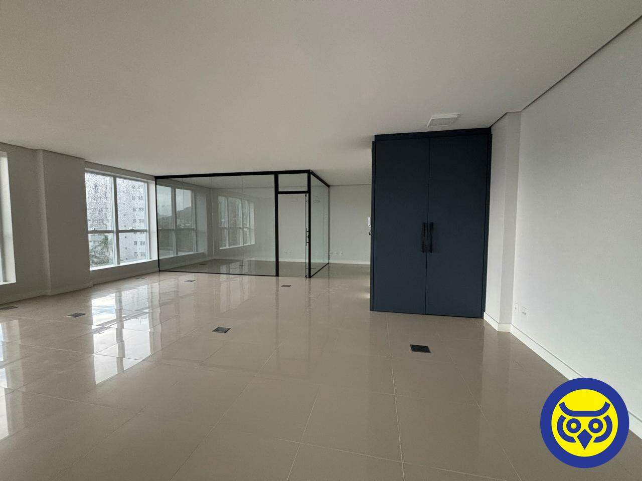 Salas/Conjuntos para aluguel no Trindade: 