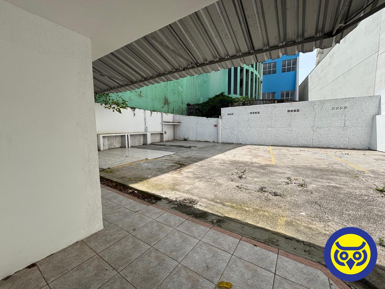 Casa comercial para aluguel no Trindade: 
