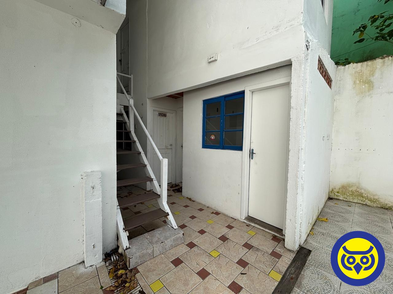 Casa comercial para aluguel no Trindade: 