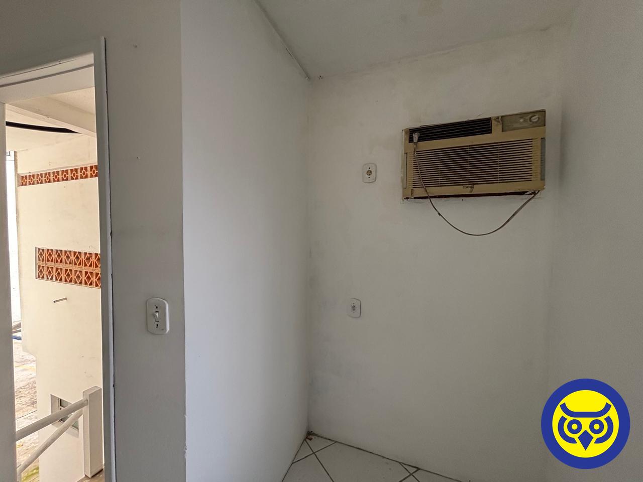 Casa comercial para aluguel no Trindade: 