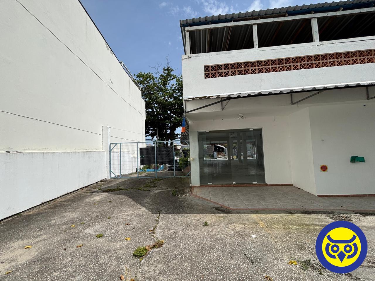 Casa comercial para aluguel no Trindade: 