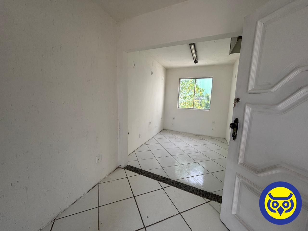 Casa comercial para aluguel no Trindade: 