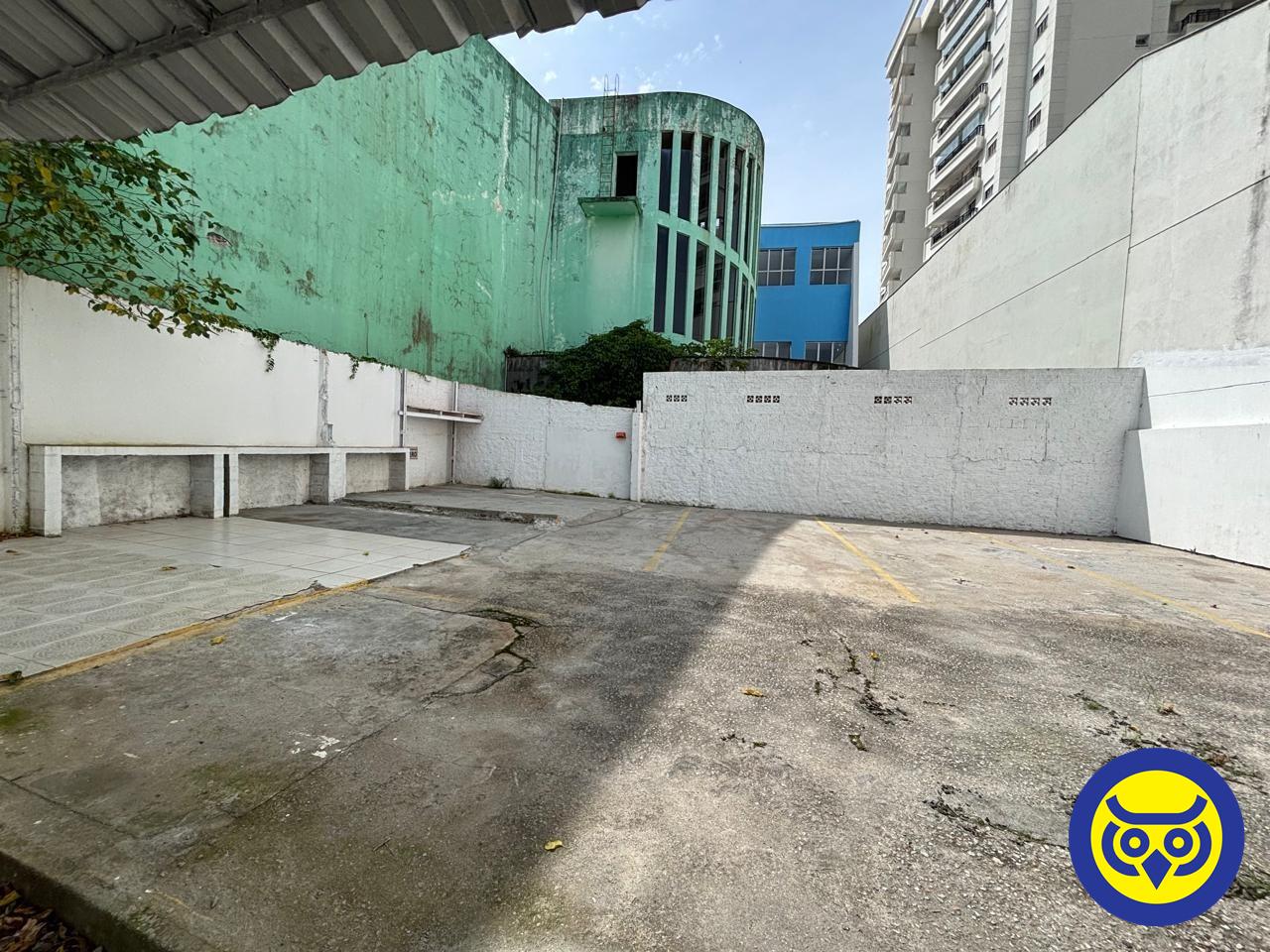 Casa comercial para aluguel no Trindade: 