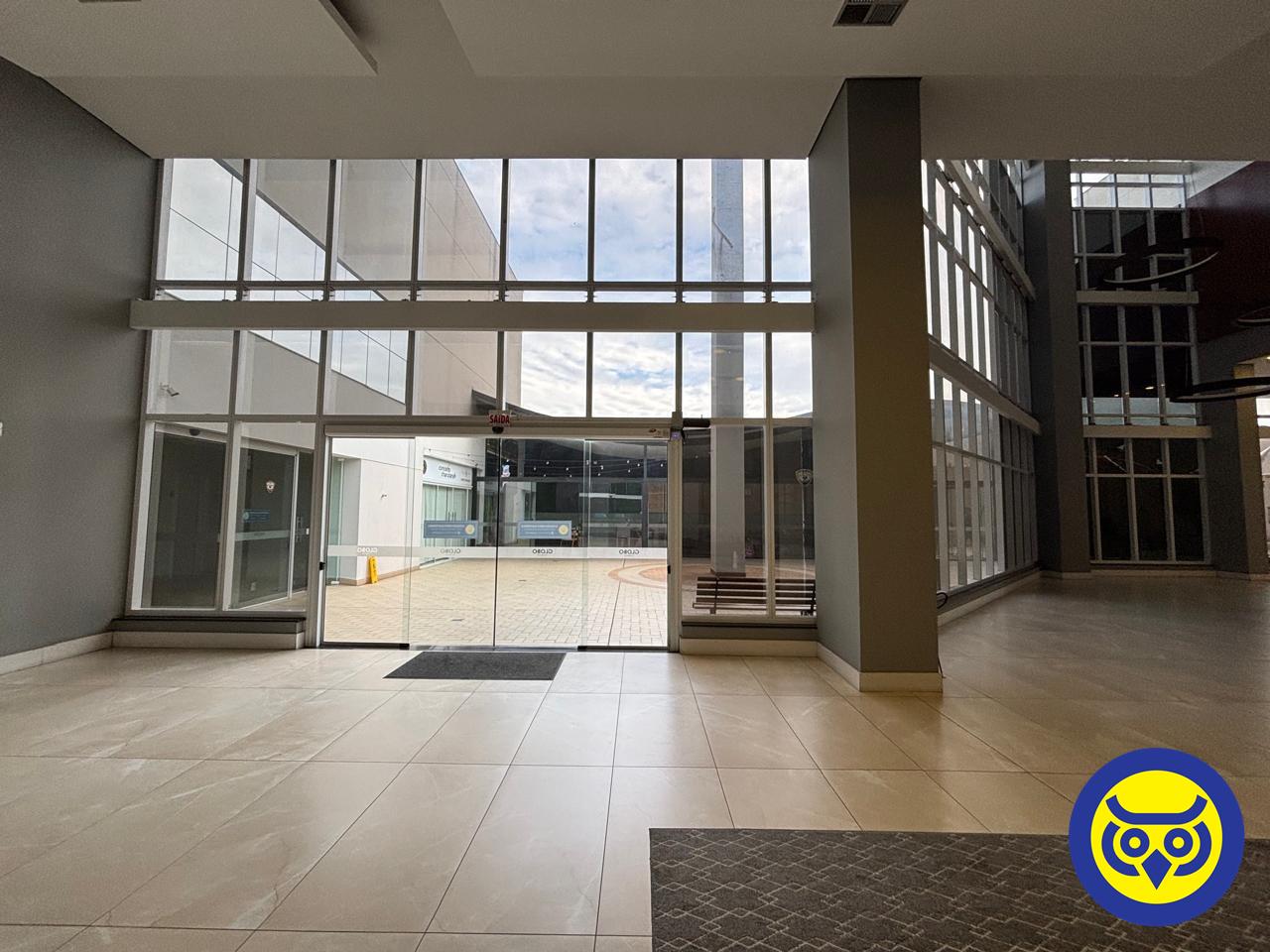 Salas/Conjuntos para aluguel no Canto: 