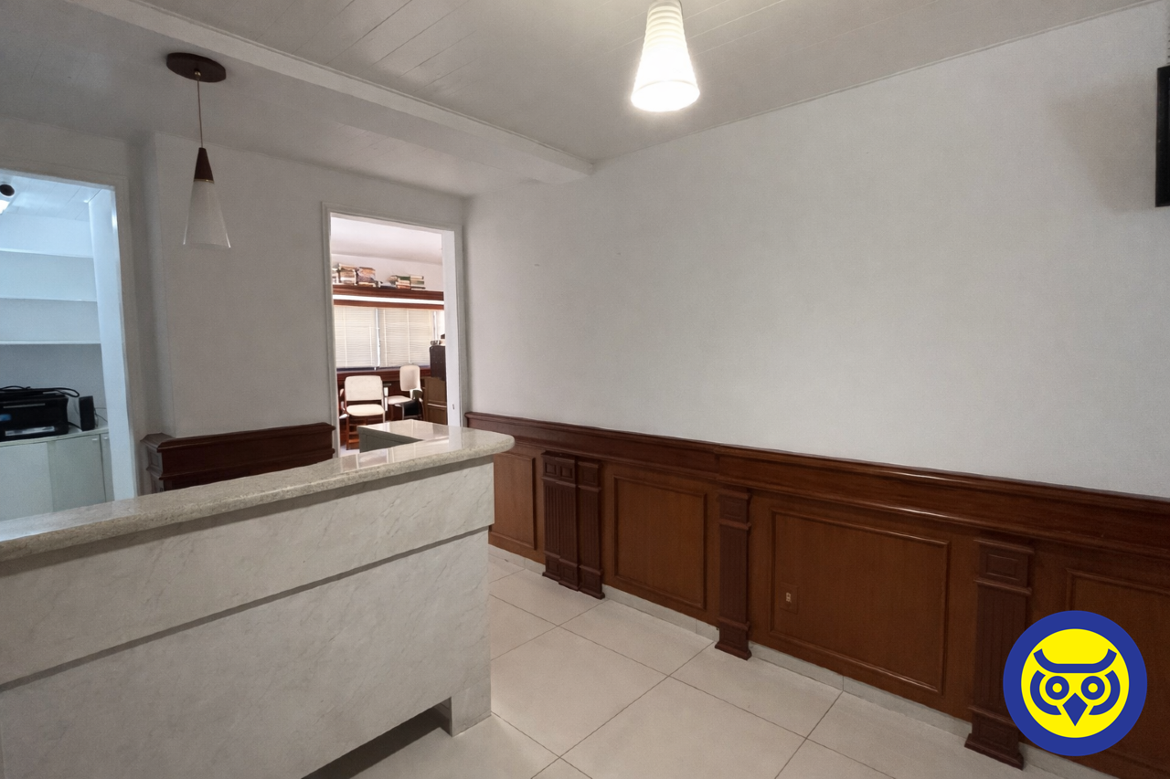 Salas/Conjuntos para aluguel no Centro: 