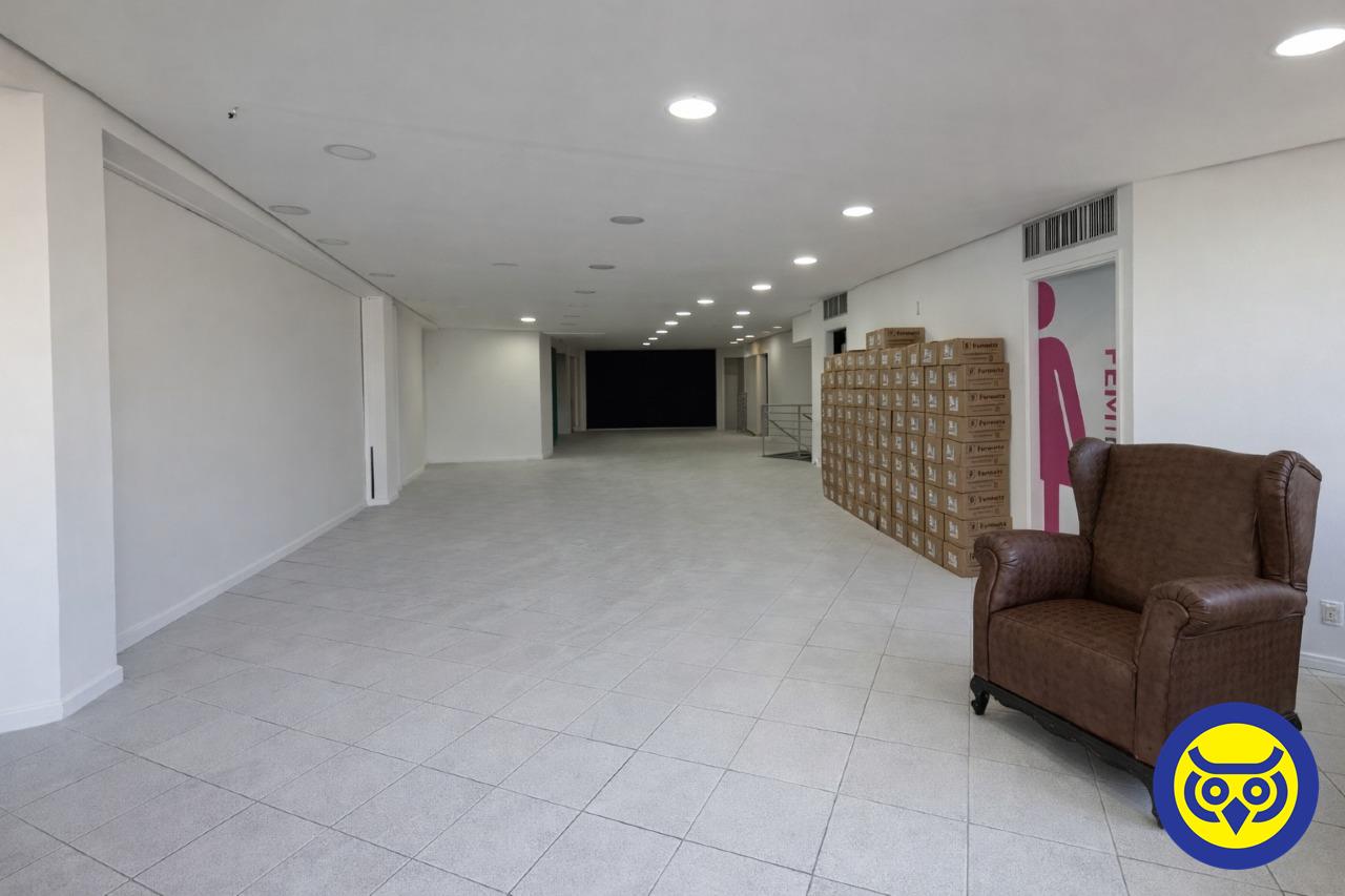 Salas/Conjuntos para aluguel no Centro: 