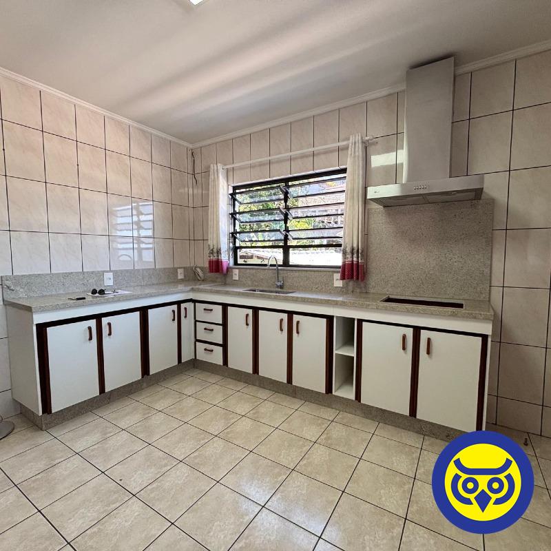 Casa para aluguel no Saco Dos Limões: 