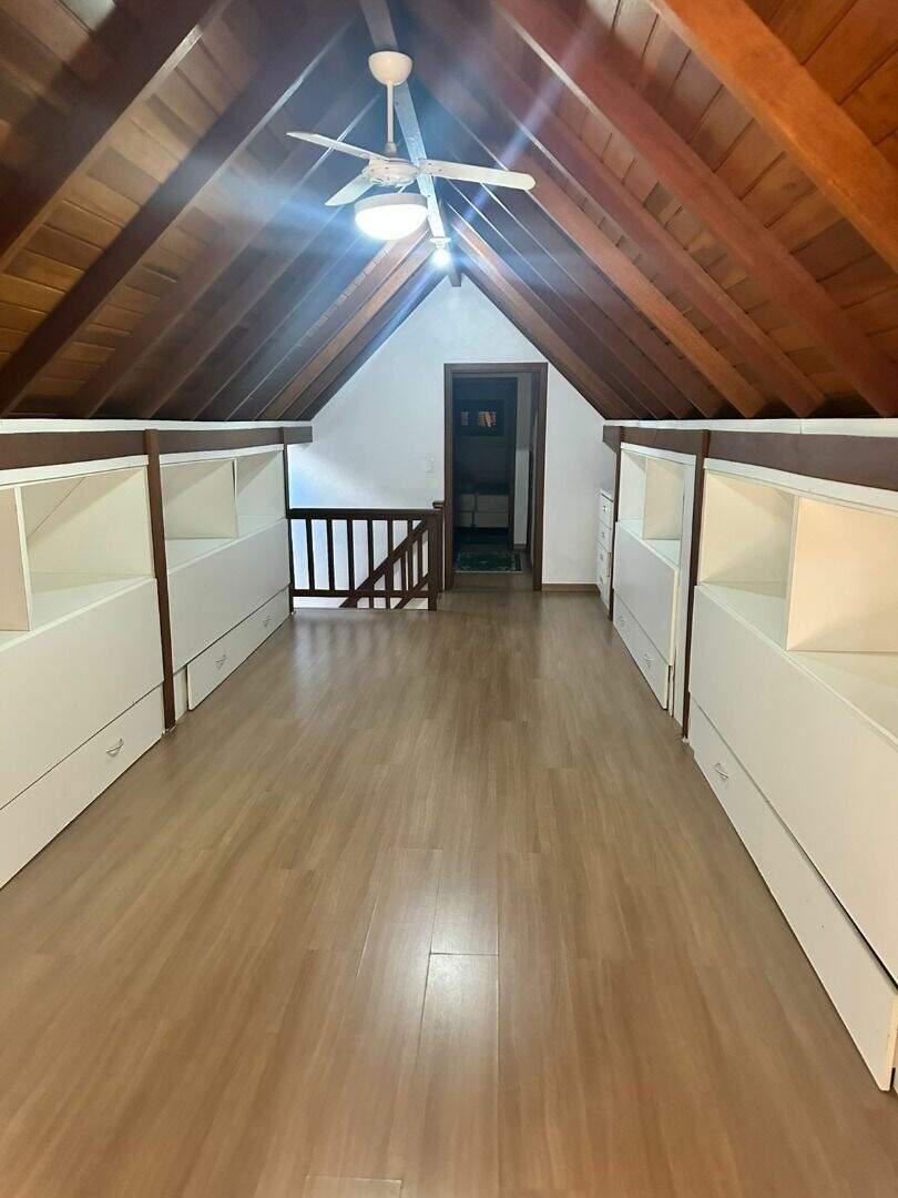 Apartamento Duplex para aluguel no Avenida Central: 