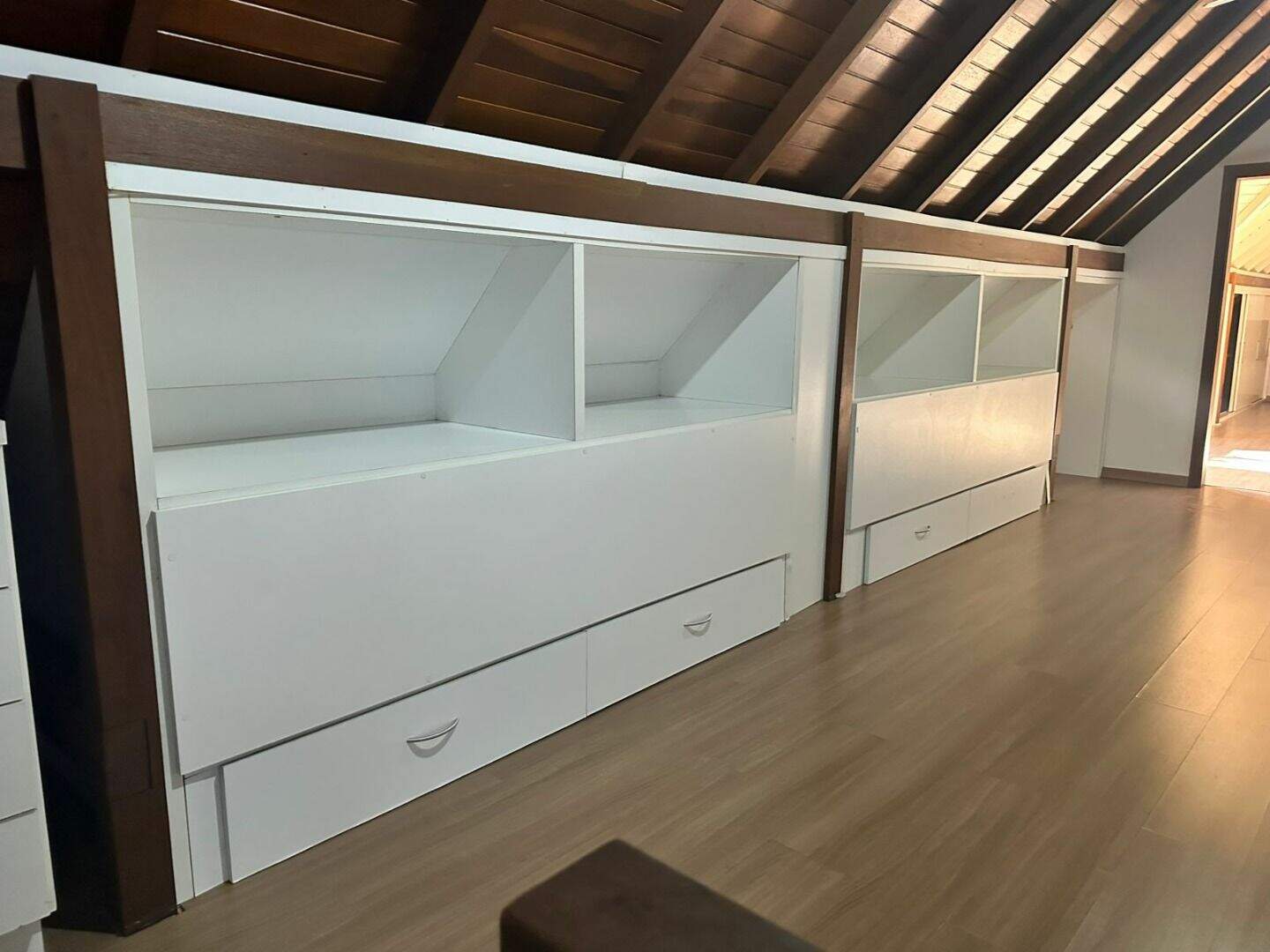 Apartamento Duplex para aluguel no Avenida Central: 