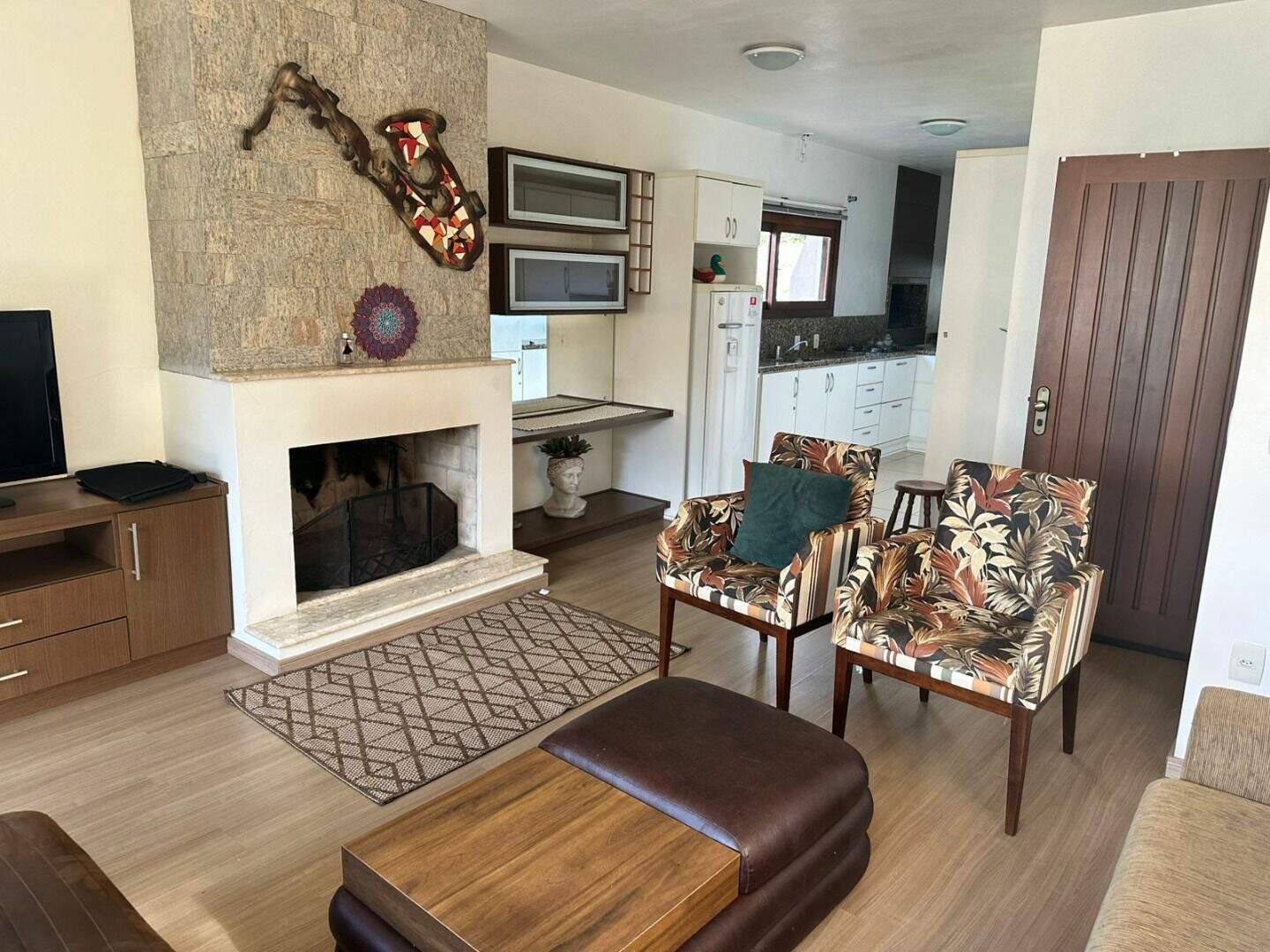 Apartamento Duplex para aluguel no Avenida Central: 