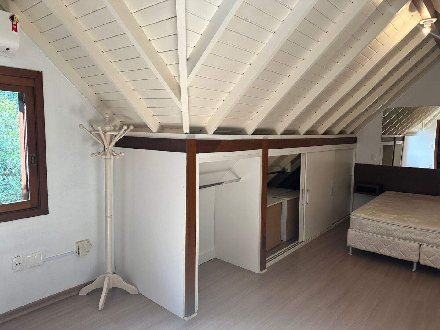 Apartamento Duplex para aluguel no Avenida Central: 