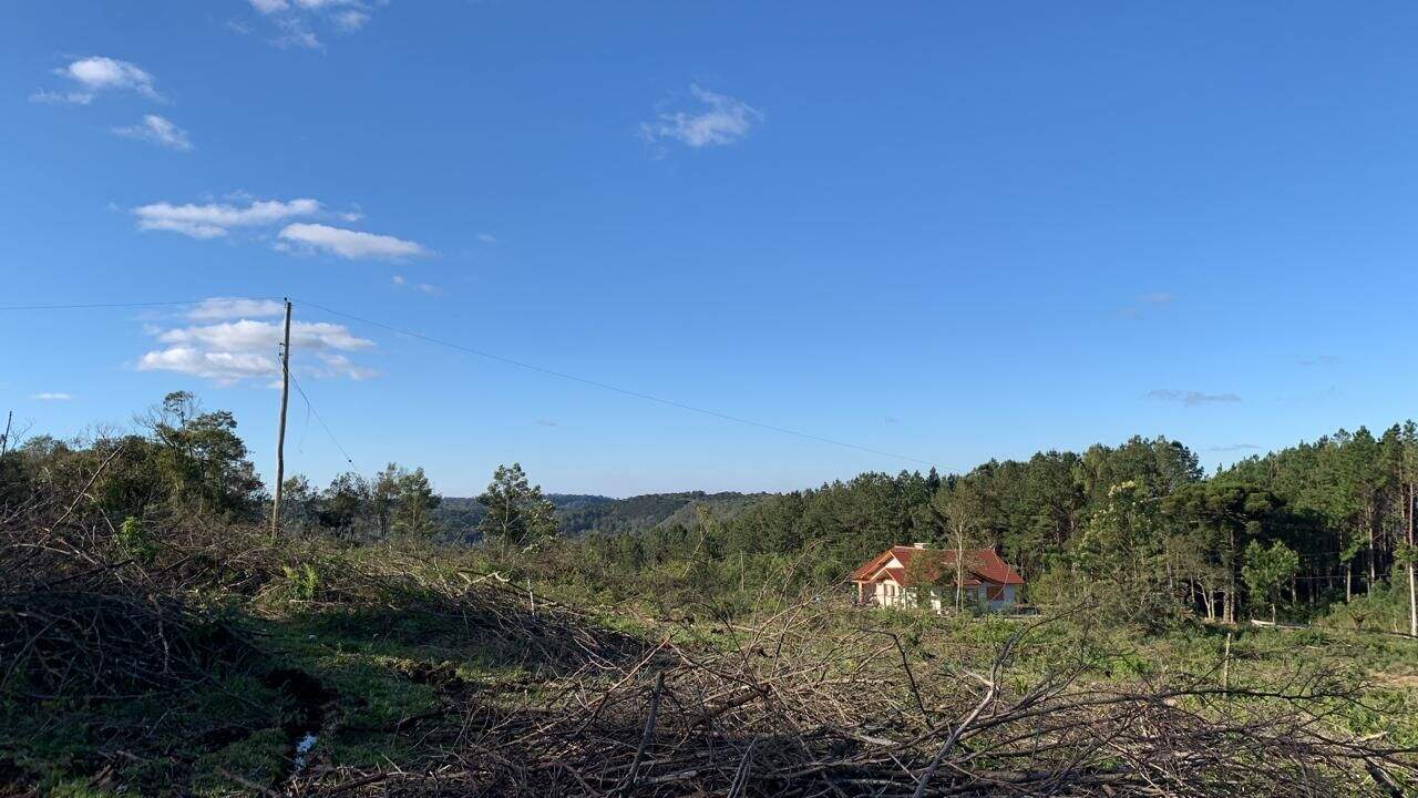 Área à venda no Casa Grande: 
