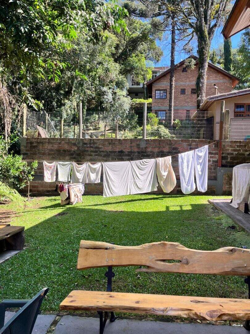 Casa à venda no Mato Queimado: 