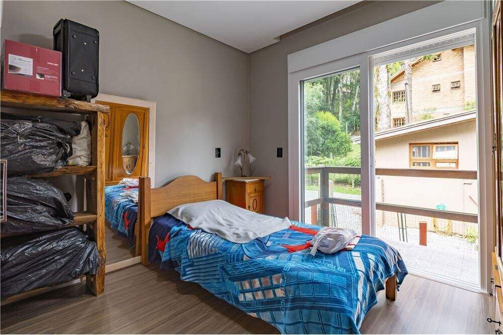 Casa à venda no Mato Queimado: 