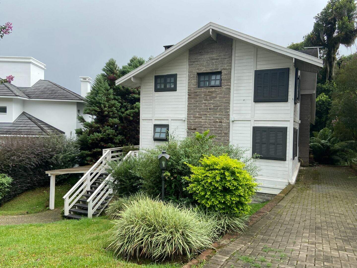 Casa à venda no Mato Queimado: 
