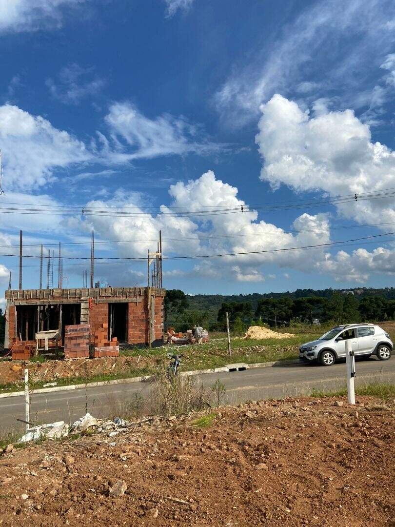 Terreno à venda no Avenida Central: 