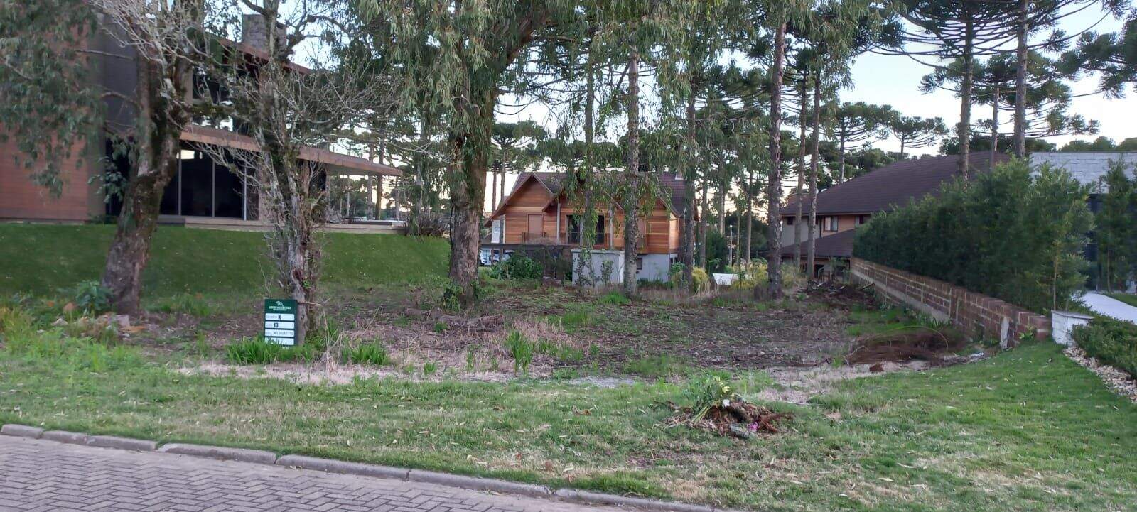 Terreno à venda no Pórtico: 