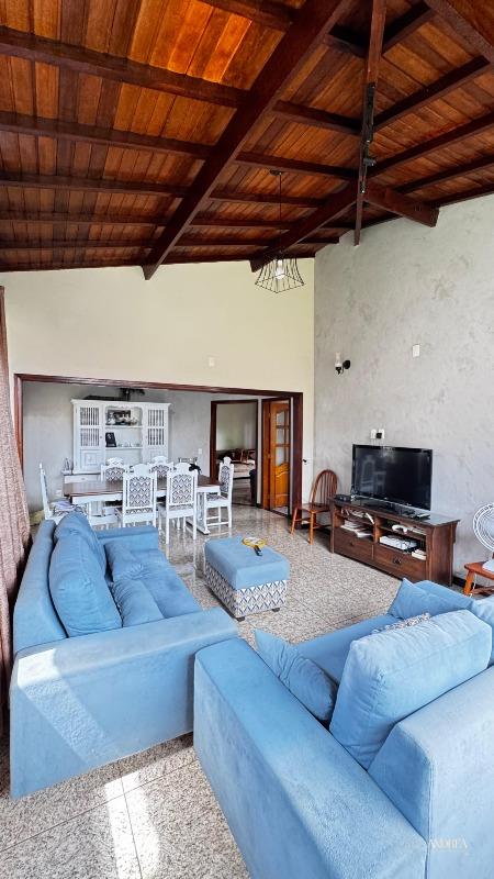  à venda 1208 Casa Alto das Araras Araras SP 700.000,00: 