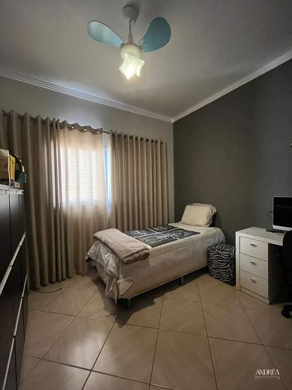  à venda 3229 Casa Abolição Araras SP 600.000,00: 