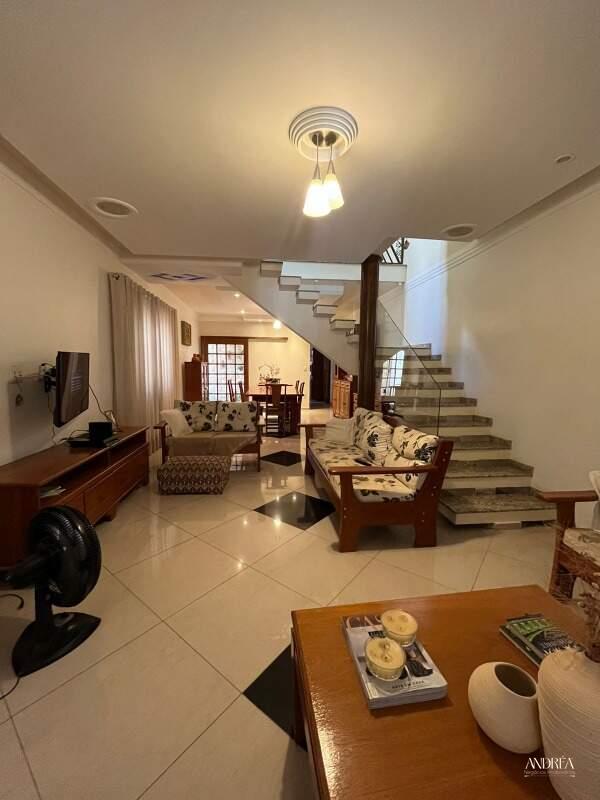  à venda 3229 Casa Abolição Araras SP 600.000,00: 