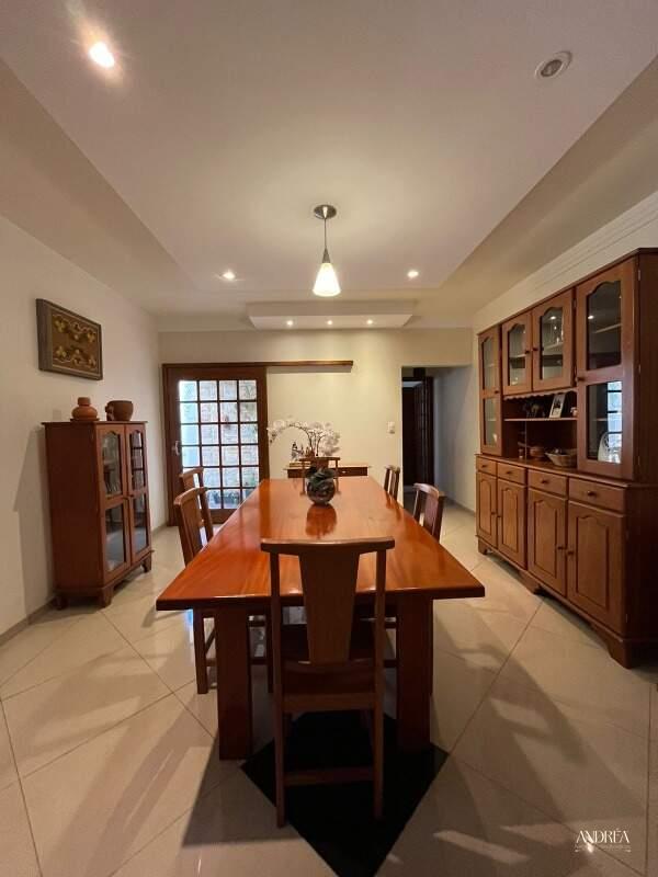  à venda 3229 Casa Abolição Araras SP 600.000,00: 